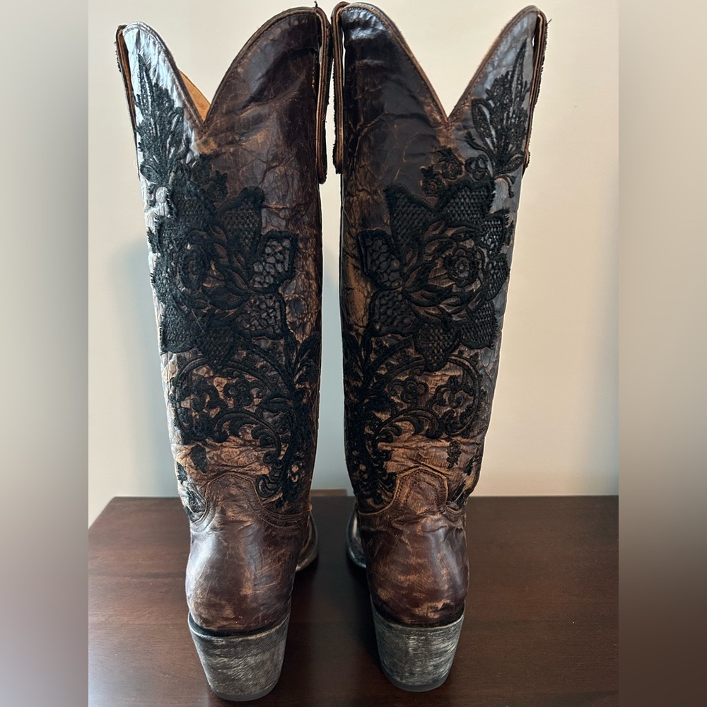 LIKE NEW Old Gringo Nicolette Black & Brown Boots - Picture 4 of 8